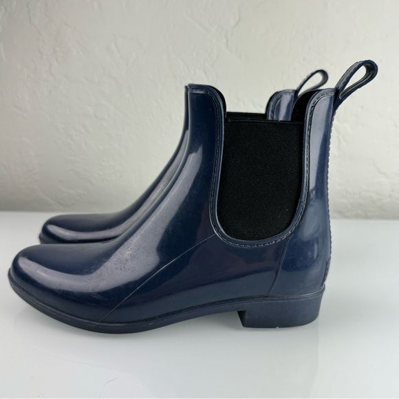 J Crew Rain Boots Chelsea Navy Blue Solid Pull On Rubber Ankle Heeled Waterproof - Picture 1 of 7